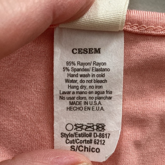 7th Ray, Peach, Floral V Neck Top, Size S - Picture 6 of 8